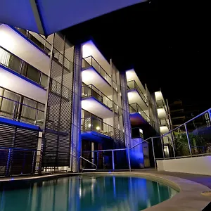 merrima-court-holidays.queenslandhotels.net/