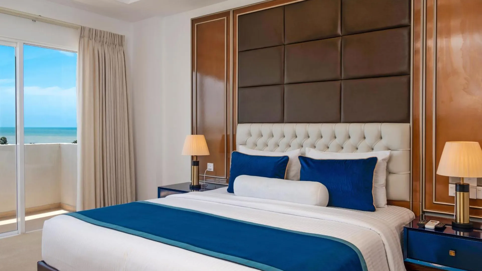 Negombo Ocean Breeze Apartments contacts